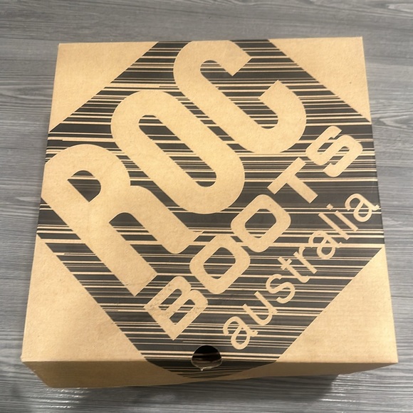 Brand new in box. ROC Boots Mascot Oil Spill - Picture 7 of 9